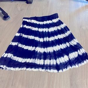 Hippy sparkly knee length skirt